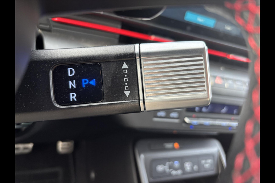 Hyundai Kona 1.6 T-GDI N Line 199pk versie! | Uniek in NL | Stoelverwarming | Adaptive Cruise Control | Elektrsich verstelbare stoelen | Dealer odnerhou