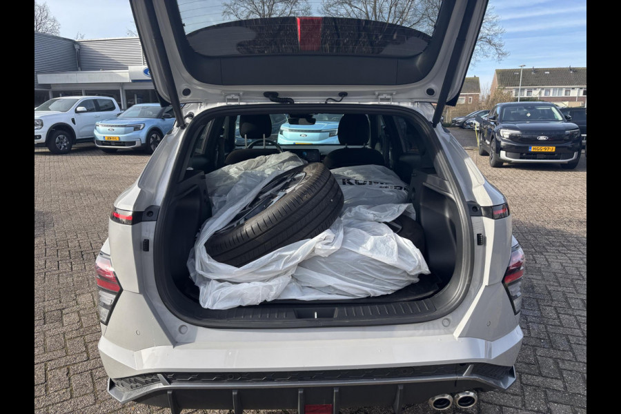 Hyundai Kona 1.6 T-GDI N Line 199pk versie! | Uniek in NL | Stoelverwarming | Adaptive Cruise Control | Elektrsich verstelbare stoelen | Dealer odnerhou