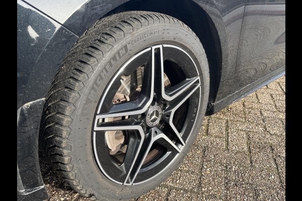 Mercedes-Benz B-Klasse 250 e AMG Line | Plug-in Hybride | PHEV | Stoelverwarming | Camera | Navigatiesysteem | getint warmtewerend glas