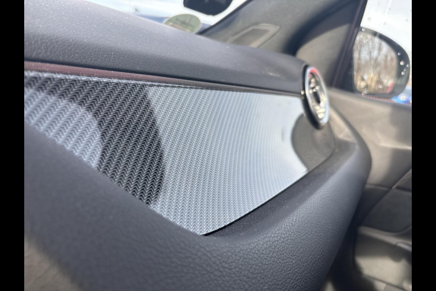 Mercedes-Benz B-Klasse 250 e AMG Line | Plug-in Hybride | PHEV | Stoelverwarming | Camera | Navigatiesysteem | getint warmtewerend glas