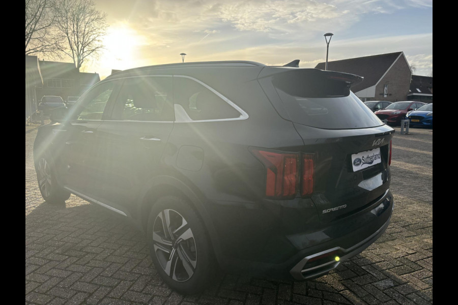 Kia Sorento 1.6 T-GDI Plug-in Hybrid 4WD ExecutiveLine 5p. | Panoramadak | Vol leder | Bose audio | Geuheugenstoelen | Dealer onderhouden