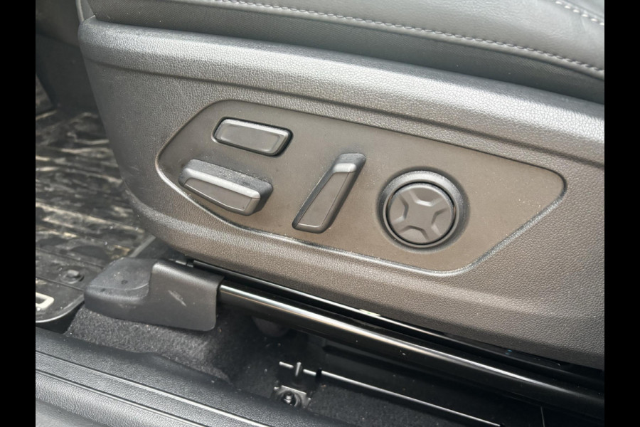 Kia Sorento 1.6 T-GDI Plug-in Hybrid 4WD ExecutiveLine 5p. | Panoramadak | Vol leder | Bose audio | Geuheugenstoelen | Dealer onderhouden