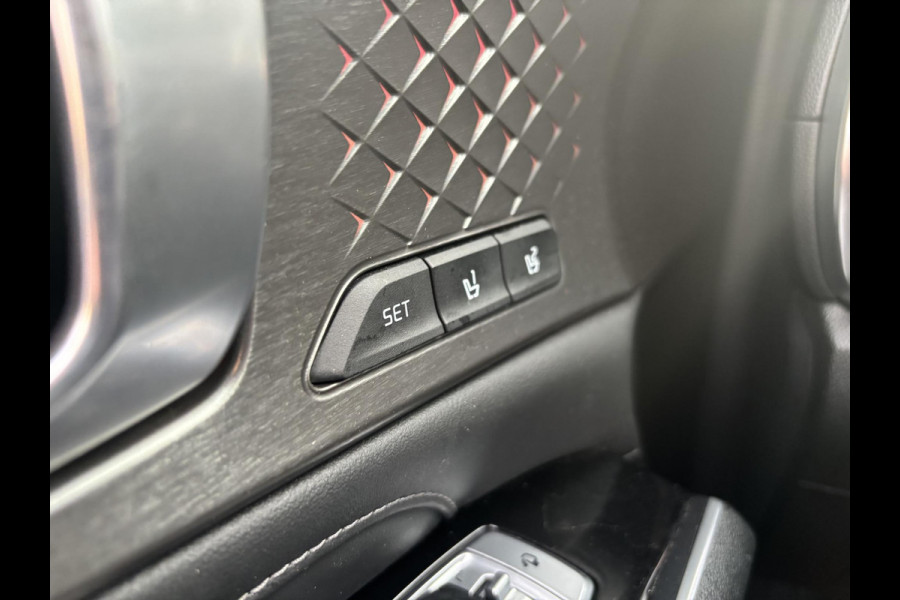 Kia Sorento 1.6 T-GDI Plug-in Hybrid 4WD ExecutiveLine 5p. | Panoramadak | Vol leder | Bose audio | Geuheugenstoelen | Dealer onderhouden