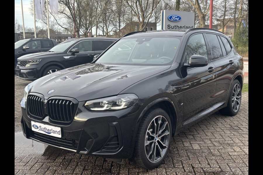 BMW X3 xDrive30e M Sport | Plug-in Hybride | incl. BMW Service Inclusive (5 jaar/100.000 km) | M pakket | Harman Kardon | Sportstoelen | Elektrische stoelen met geheugenfunctie | 360 graden camera | Stoelverwarming | Keyless | Elektrische achterklep | Adaptive Led | High-beam Headlights Control | Head Up Display | Adaptief demping systeem