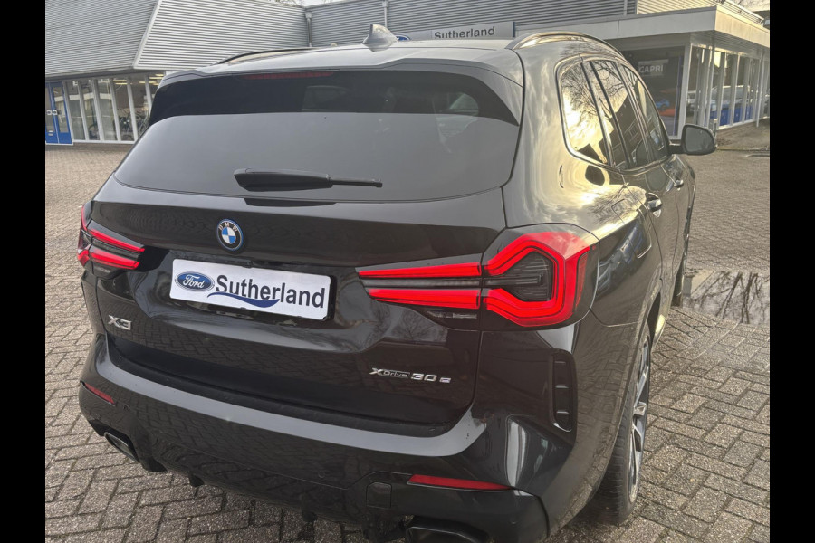 BMW X3 xDrive30e M Sport | Plug-in Hybride | incl. BMW Service Inclusive (5 jaar/100.000 km) | M pakket | Harman Kardon | Sportstoelen | Elektrische stoelen met geheugenfunctie | 360 graden camera | Stoelverwarming | Keyless | Elektrische achterklep | Adaptive Led | High-beam Headlights Control | Head Up Display | Adaptief demping systeem