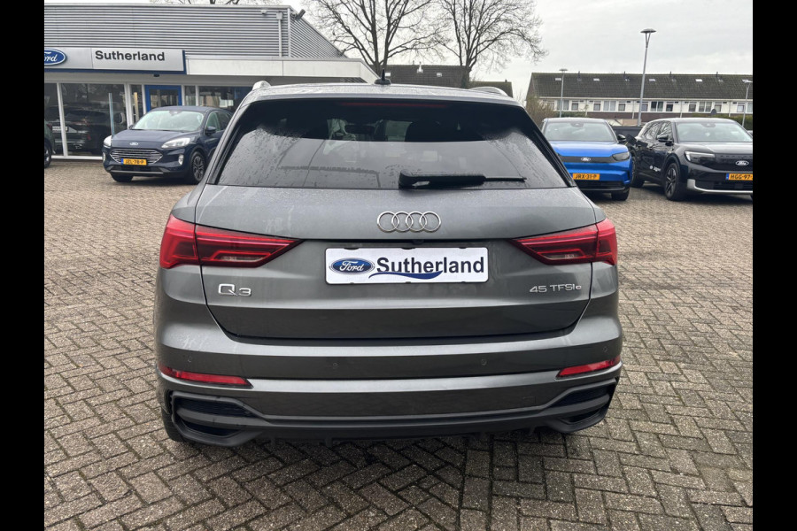 Audi Q3 45 TFSI e S edition | S-Line | Sportstoelen | Leder | Stoelverwarming |  Achteruitrijcamera 360