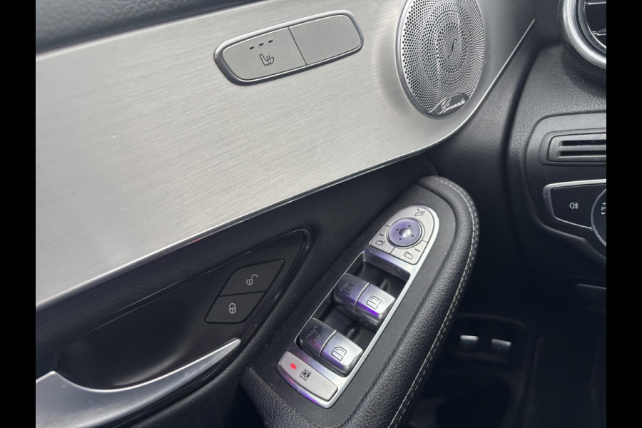 Mercedes-Benz GLC 300e 4MATIC AMG Line | 320pk PHEV | Panormadak | Afneembare Trekhaak | Burmester Audio | Stoelverwarming |  Achteruitrijcamera