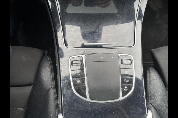 Mercedes-Benz GLC 300e 4MATIC AMG Line | 320pk PHEV | Panormadak | Afneembare Trekhaak | Burmester Audio | Stoelverwarming |  Achteruitrijcamera