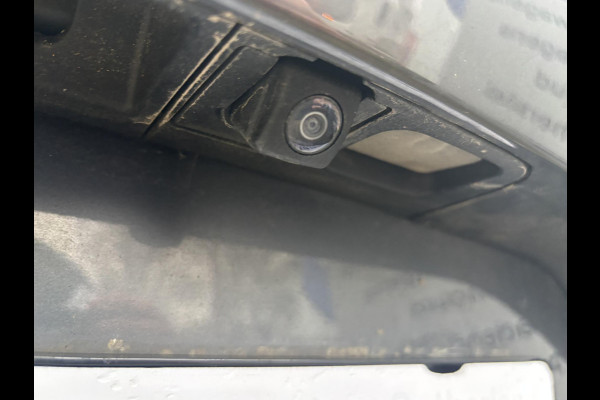 Mazda CX-60 2.5 e-SkyActiv PHEV Takumi | Panoramadak / Kanteldak (Glas) |  360 graden camera | Achteruitrijcamera | Stoelverwarming |  Adaptieve Cruise Control