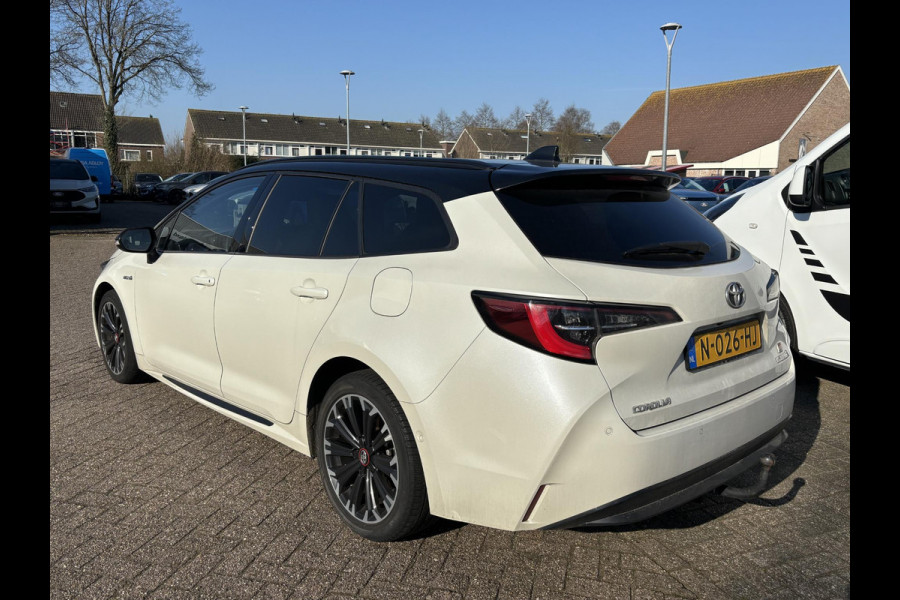 Toyota Corolla Touring Sports 1.8 Hybrid GR-Sport | 122pk | Trekhaak | Adaptieve Cruise | Stoelverwarming | 18 inch velgen | Full LED