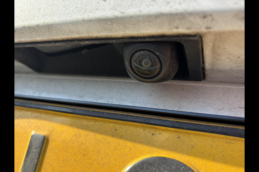 Toyota Corolla Touring Sports 1.8 Hybrid GR-Sport | 122pk | Trekhaak | Adaptieve Cruise | Stoelverwarming | 18 inch velgen | Full LED