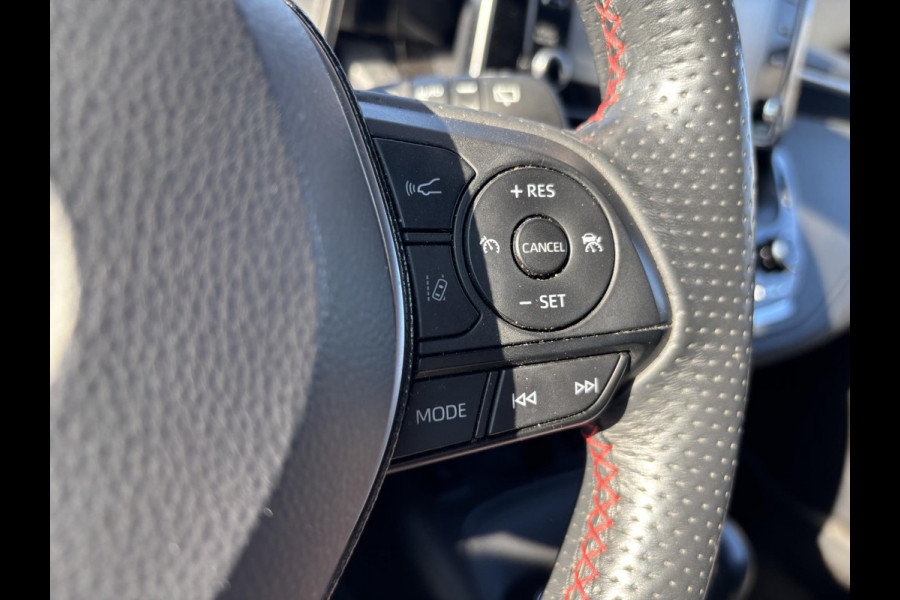 Toyota Corolla Touring Sports 1.8 Hybrid GR-Sport | 122pk | Trekhaak | Adaptieve Cruise | Stoelverwarming | 18 inch velgen | Full LED