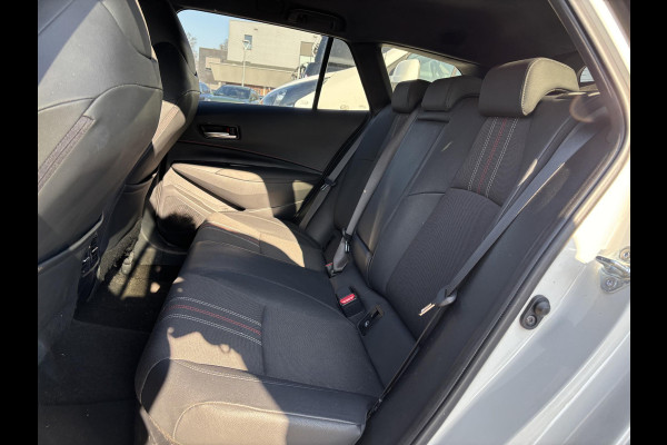 Toyota Corolla Touring Sports 1.8 Hybrid GR-Sport | 122pk | Trekhaak | Adaptieve Cruise | Stoelverwarming | 18 inch velgen | Full LED