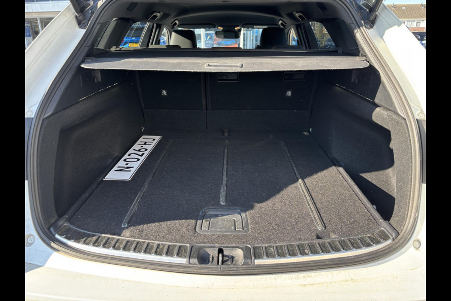 Toyota Corolla Touring Sports 1.8 Hybrid GR-Sport | 122pk | Trekhaak | Adaptieve Cruise | Stoelverwarming | 18 inch velgen | Full LED