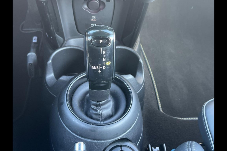 MINI Cabrio 1.5 Cooper Sidewalk Edition | 52.000 Km | Full Options.