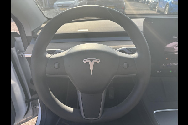 Tesla Model Y Long Range Dual Motor AWD