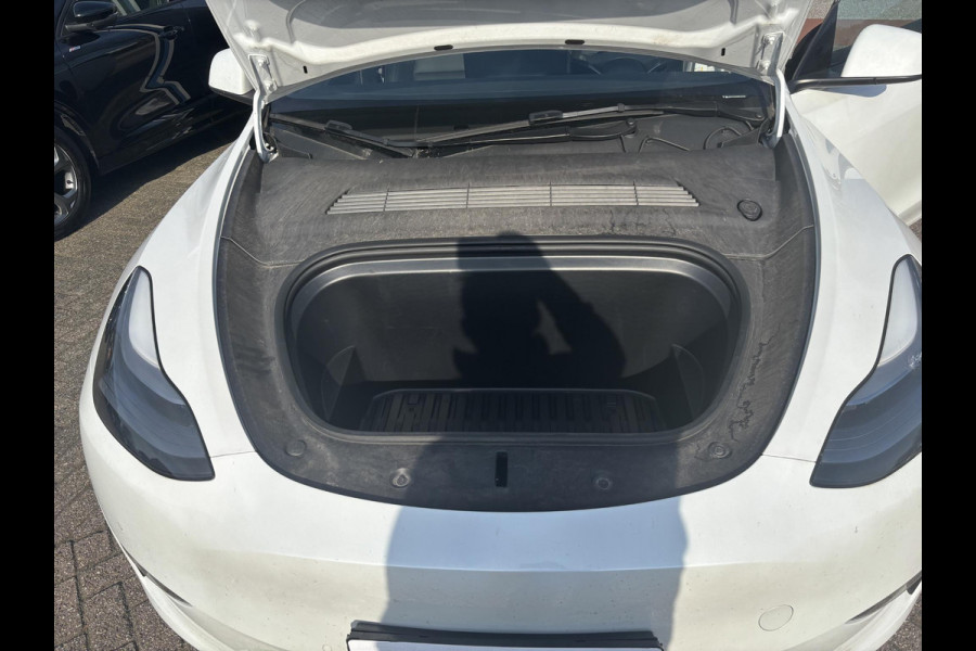 Tesla Model Y Long Range Dual Motor AWD