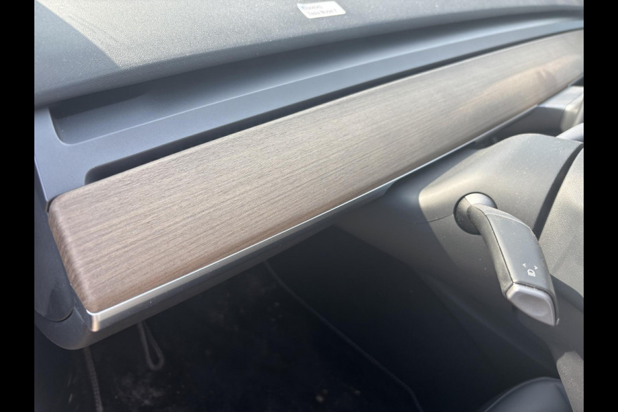 Tesla Model Y Long Range Dual Motor AWD