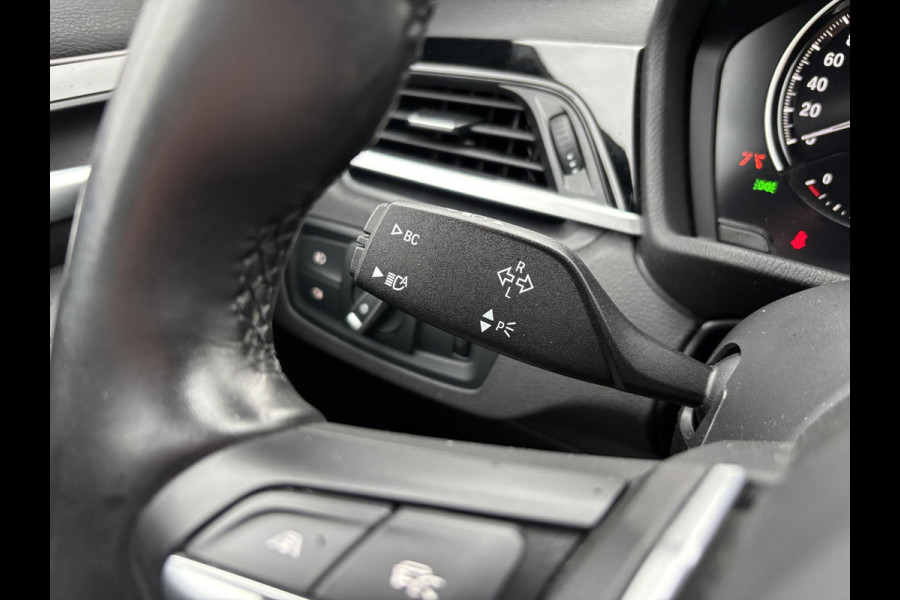 BMW X1 xDrive25e M Sport | 220 PK PHEV | Plug-in Hybride | M pakket | Trekhaak | 19 inch | Camera | Sportstoelen | Stoelverwarming | Adaptive Led | Individual dakhemel | Elektrische achterklep