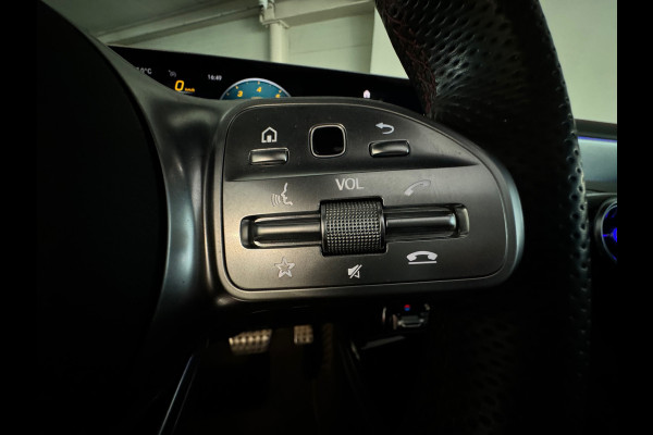 Mercedes-Benz CLA-Klasse 250 4MATIC AMG Premium+ Pano|Memory