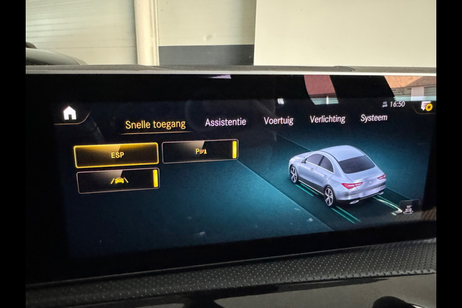 Mercedes-Benz CLA-Klasse 250 4MATIC AMG Premium+ Pano|Memory