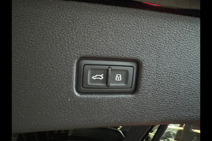 Audi Q8 60 TFSI e quattro S Line Competition Pano|Memory|VOL