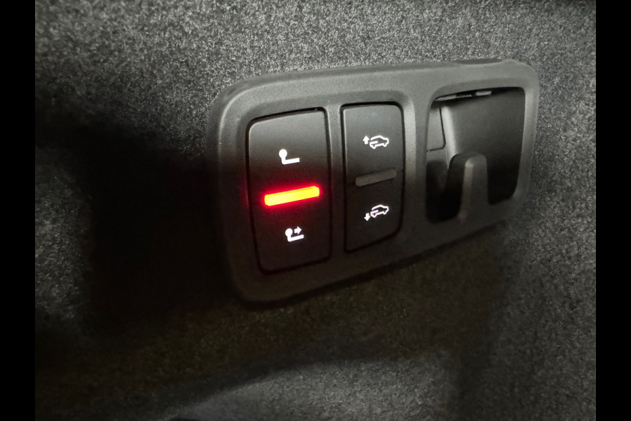 Audi Q8 60 TFSI e quattro S Line Competition Pano|Memory|VOL