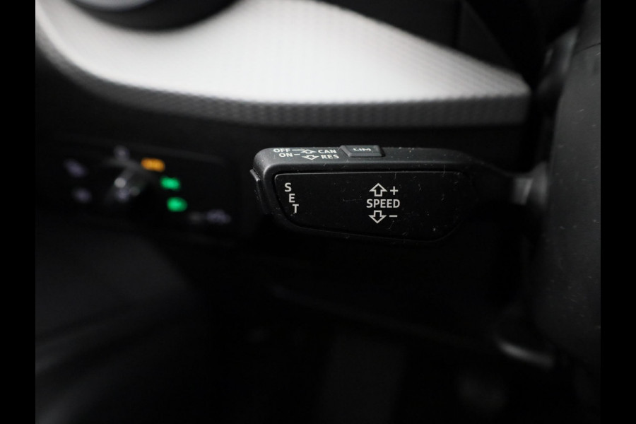 Audi Q2 30 TFSI Business Edition 110pk | Navigatie | Virtual Cockpit | Parkeercamera | 18 inch Lichtmetalen velgen