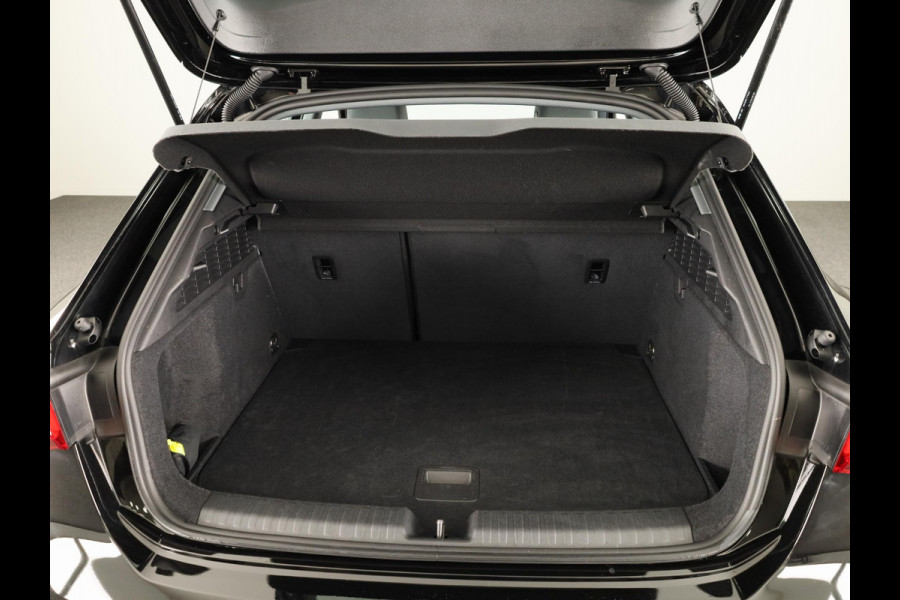 Audi A3 Sportback 30 TFSI Pro Line 110pk S-Tronic | Verlengde garantie | Navigatie via App | Parkeersensoren