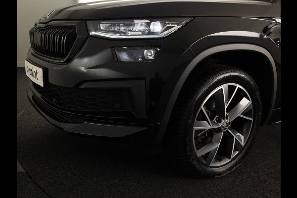 Škoda Kodiaq 1.5 TSI Sportline Business 150 pk Automaat (DSG) | Navigatie | Trekhaak (wegklapbaar) | Parkeersensoren | Achteruitrijcamera | Autom. airco (3 zones) | Stoelverwarming |