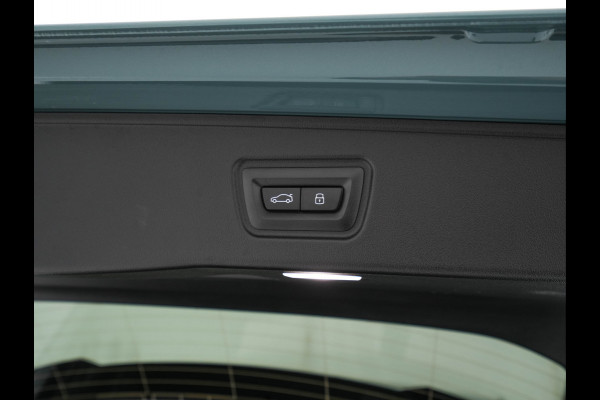 BMW i5 Touring eDrive40 84 kWh M-Sportpack [ 3-Fase ] (INCL.BTW) *HEAD-UP | LEATHER | FULL-LED | BOWERS&WILKINS | MEMORY-PACK | TOP-VIEW | BLINDSPOT | KEYLESS | WIDESCREEN-DIGI-COCKPIT | HEATED/VENTILATED-SPORTSEATS | PRIVACY-GLASS | NAVI-FULLMA