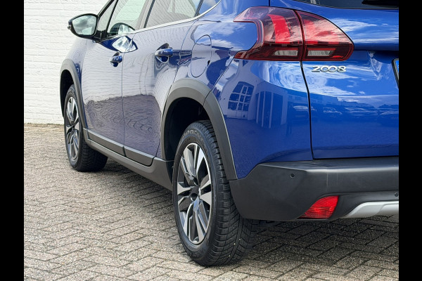 Peugeot 2008 1.2 PureTech Camera Cruise Stoelverwarming Carplay Panorama Trekhaak Navigatie