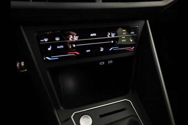 Volkswagen Polo r line business | 95 pk | automaat (DSG) | panoramadak | camera | stoelverwarming | keyless entry | 18 inch