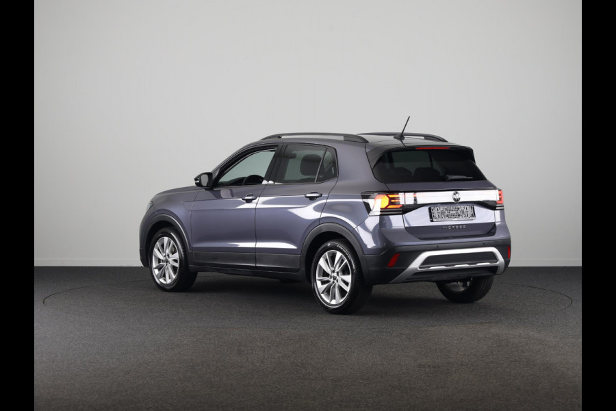 Volkswagen T-Cross 1.0 TSI Life Edition GOAL 95 pk | Navigatie | Parkeersensoren | Adaptieve cruise control | LED koplampen | Autom. airco | Stoelverwarming |
