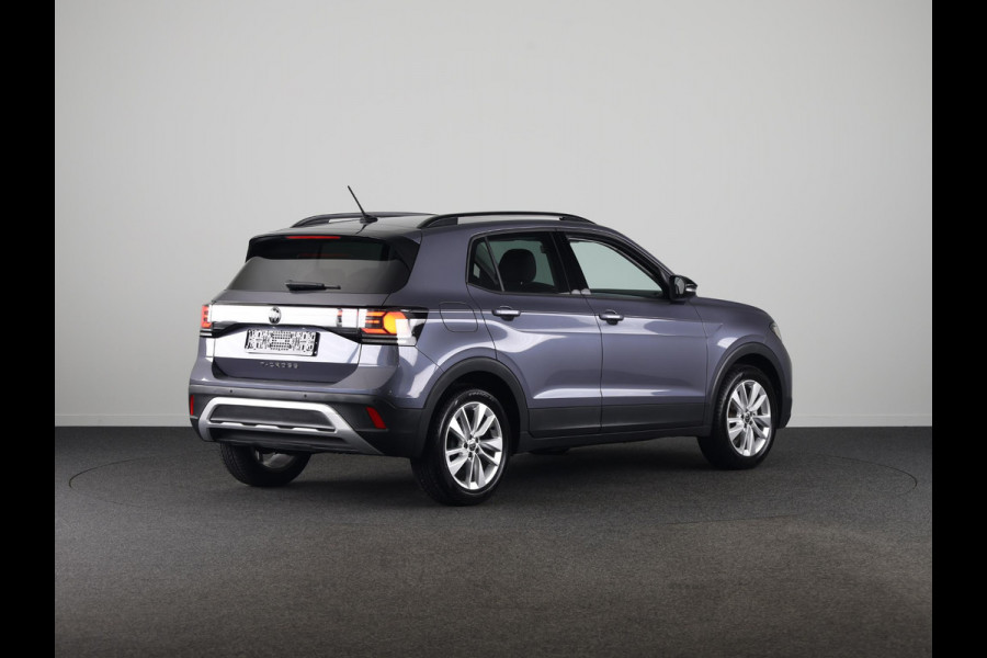 Volkswagen T-Cross 1.0 TSI Life Edition GOAL 95 pk | Navigatie | Parkeersensoren | Adaptieve cruise control | LED koplampen | Autom. airco | Stoelverwarming |