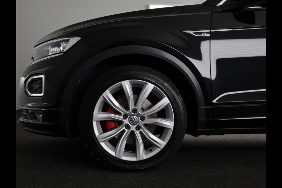 Volkswagen T-Roc 1.5 TSI Sport Business R 150 PK | Automaat (DSG) | Panoramadak | Camera | Keyless entry | Digitaal dashboard | Stoelverwarming