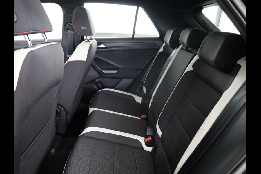 Volkswagen T-Roc 1.5 TSI Sport Business R 150 PK | Automaat (DSG) | Panoramadak | Camera | Keyless entry | Digitaal dashboard | Stoelverwarming