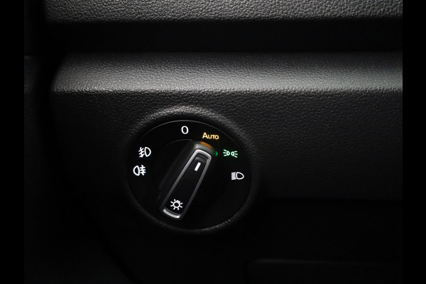 Volkswagen T-Roc 1.5 TSI Sport Business R 150 PK | Automaat (DSG) | Panoramadak | Camera | Keyless entry | Digitaal dashboard | Stoelverwarming