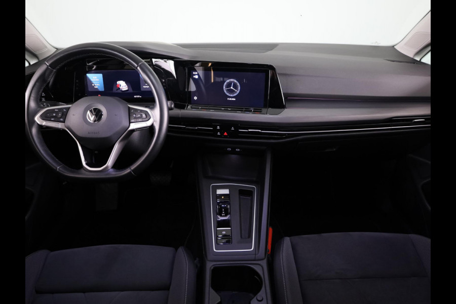Volkswagen Golf 1.5 eTSI Style 130 PK | Automaat | Digitaal dashboard | Sportstoelen | Navigatie