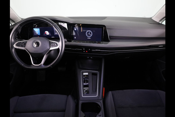 Volkswagen Golf 1.5 eTSI Style 130 PK | Automaat | Digitaal dashboard | Sportstoelen | Navigatie