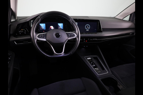 Volkswagen Golf 1.5 eTSI Style 130 PK | Automaat | Digitaal dashboard | Sportstoelen | Navigatie