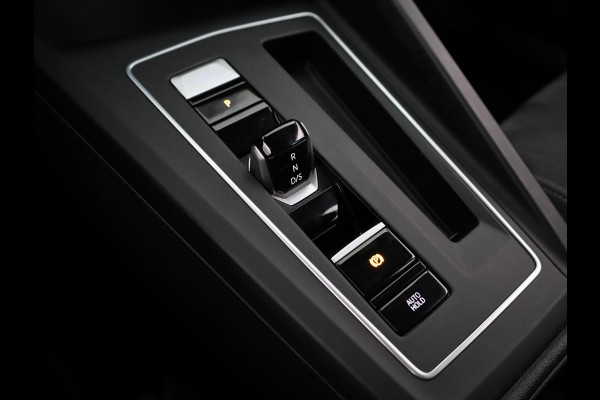 Volkswagen Golf 1.5 eTSI Style 130 PK | Automaat | Digitaal dashboard | Sportstoelen | Navigatie