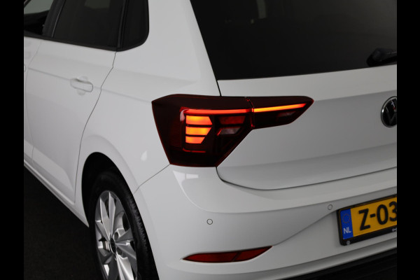 Volkswagen Polo 1.0 TSI Life Edition | Navigatie via App | Parkeersensoren | Achteruitrijcamera | Adaptieve cruise control | Stoelverwarming |