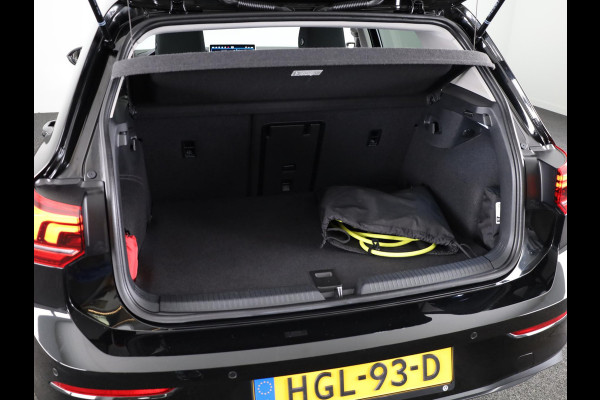 Volkswagen Golf 1.5 eHybrid Life Edition 204PK | Automaat | Camera | Extra getint glas | verlengde garantie