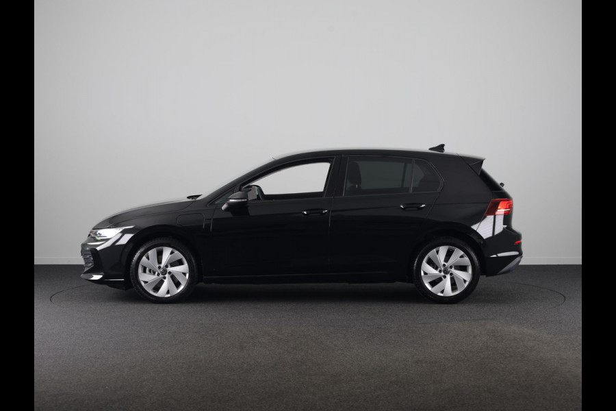Volkswagen Golf 1.5 eHybrid Life Edition 204PK | Automaat | Camera | Extra getint glas | verlengde garantie