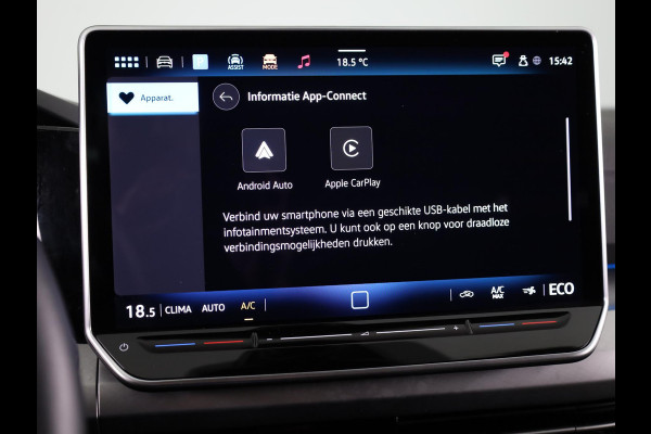 Volkswagen Golf 1.5 eHybrid Life Edition 204PK | Automaat | Camera | Extra getint glas | verlengde garantie