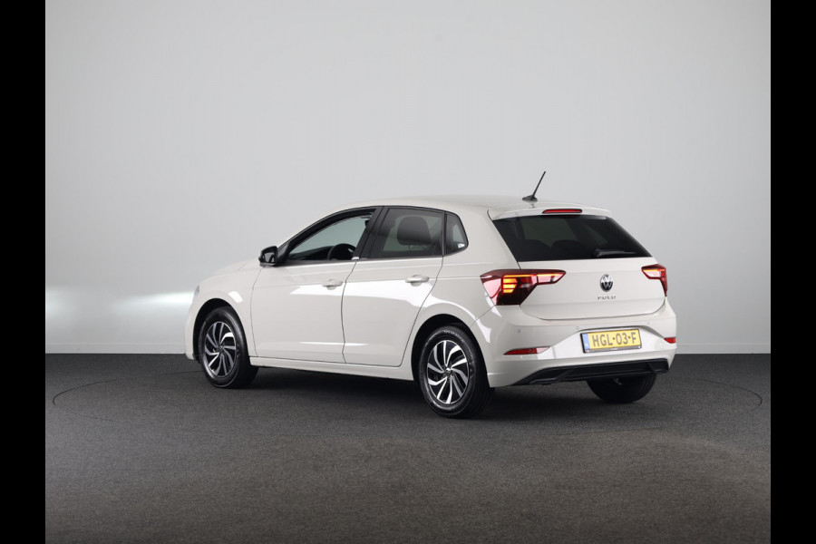 Volkswagen Polo 1.0 TSI Life Edition 95 pk | Verlengde garantie | Navigatie via App | Parkeersensoren achter | Achteruitrijcamera | Adaptieve cruise control |