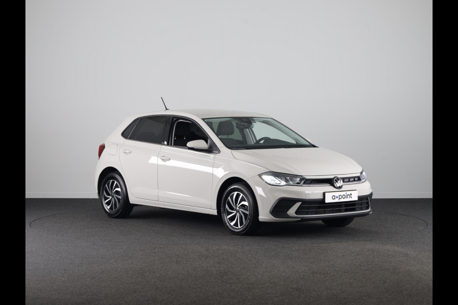 Volkswagen Polo 1.0 TSI Life Edition 95 pk | Verlengde garantie | Navigatie via App | Parkeersensoren achter | Achteruitrijcamera | Adaptieve cruise control |