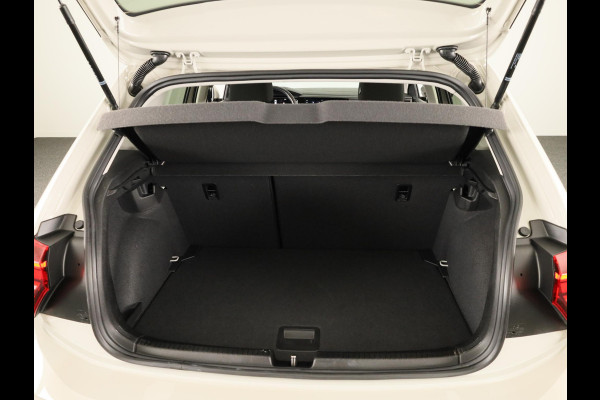 Volkswagen Polo 1.0 TSI Life Edition 95 pk | Verlengde garantie | Navigatie via App | Parkeersensoren achter | Achteruitrijcamera | Adaptieve cruise control |