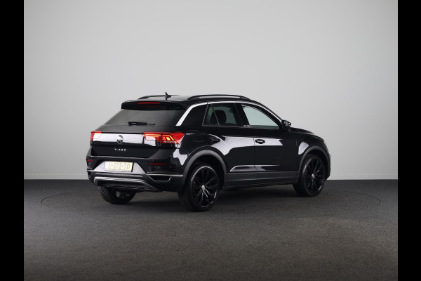 Volkswagen T-Roc 1.0 TSI Style | Parkeersensoren (Park assist) | Adaptieve cruise control | Carplay & Android auto |